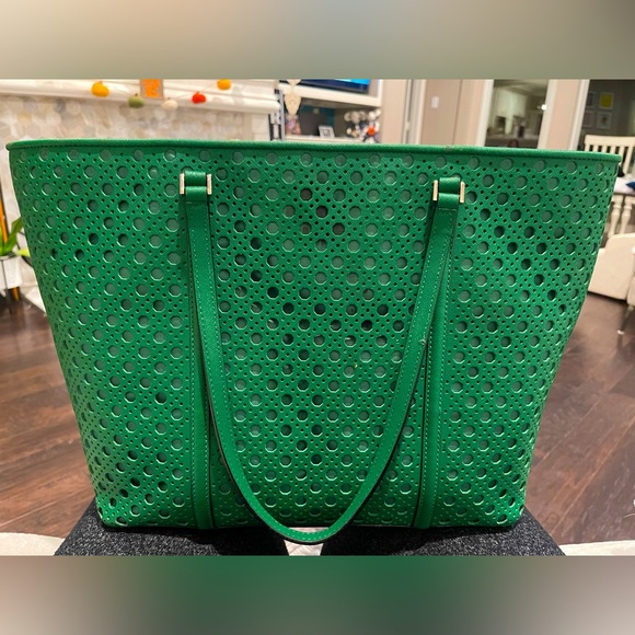 KATE SPADE Newbury Lane Caining Romy Green Perforated Leather Shoulder Satchel - Picture 5 of 17